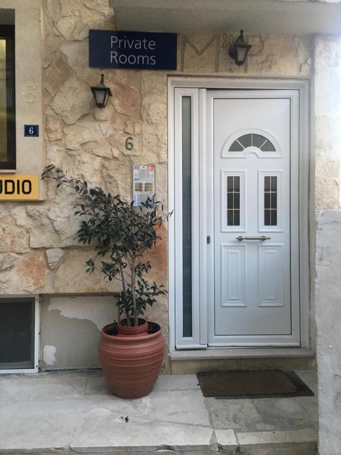 הרקליון Centrally Located Private Rooms מראה חיצוני תמונה
